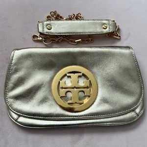 Tory Burch Logo Clutch